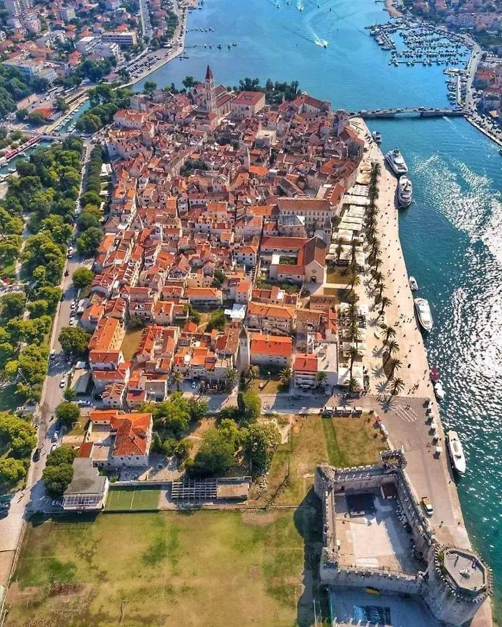 Apartment Stella Old Town Trogir, With Balcony